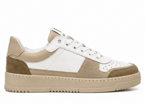 Sneakers in Pelle con Dettagli Effetto Suede